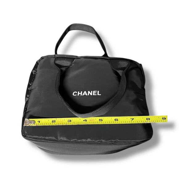 Black Chanel Puffer Makeup Cosmetic Pouch - New In Bag (W/Dust-bag) - Picture 9 of 11